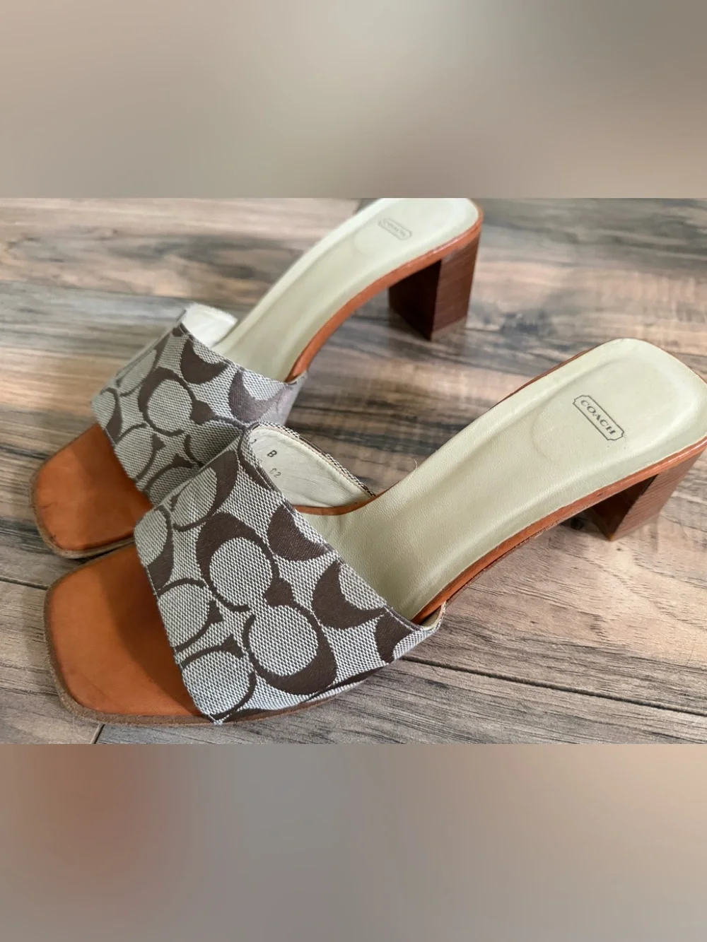 Coach heels 8
